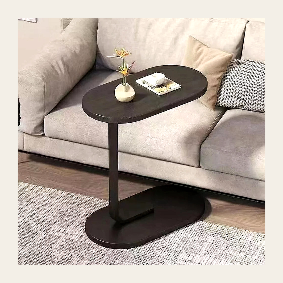 Rovenmere C-shaped side table